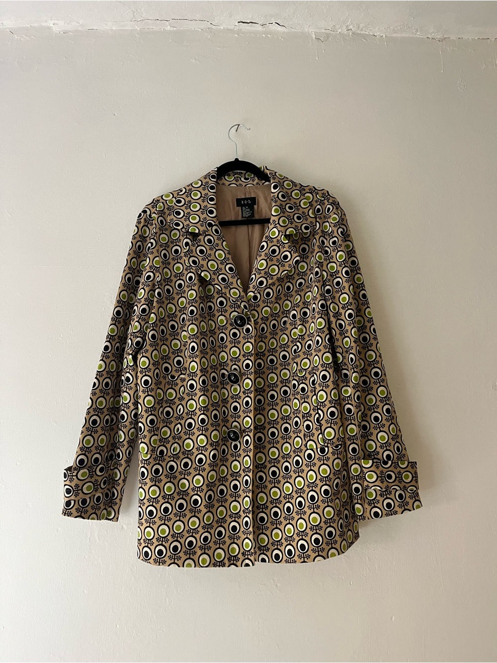 R.Q.T. Blazer Notch Collar